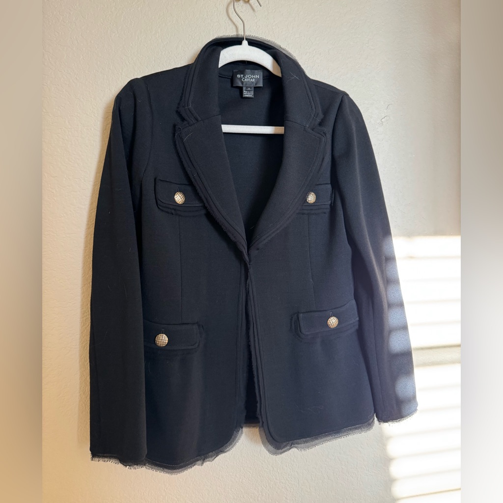 St. John Caviar Wool Blazer Jacket Sz 6 In Black Clasp Silk Trim